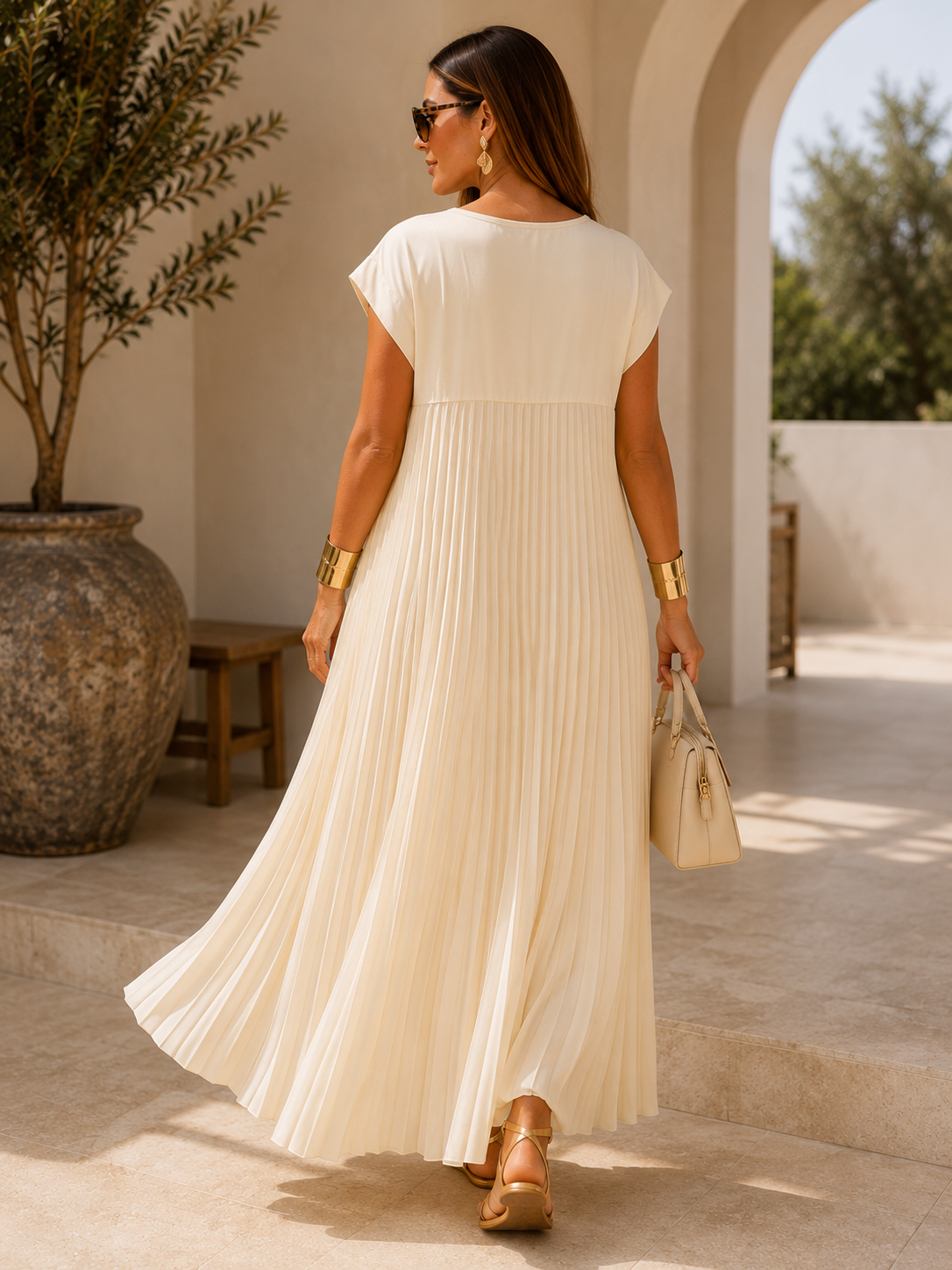 SJ Ivory Elroi Pleated Maxi Dress
