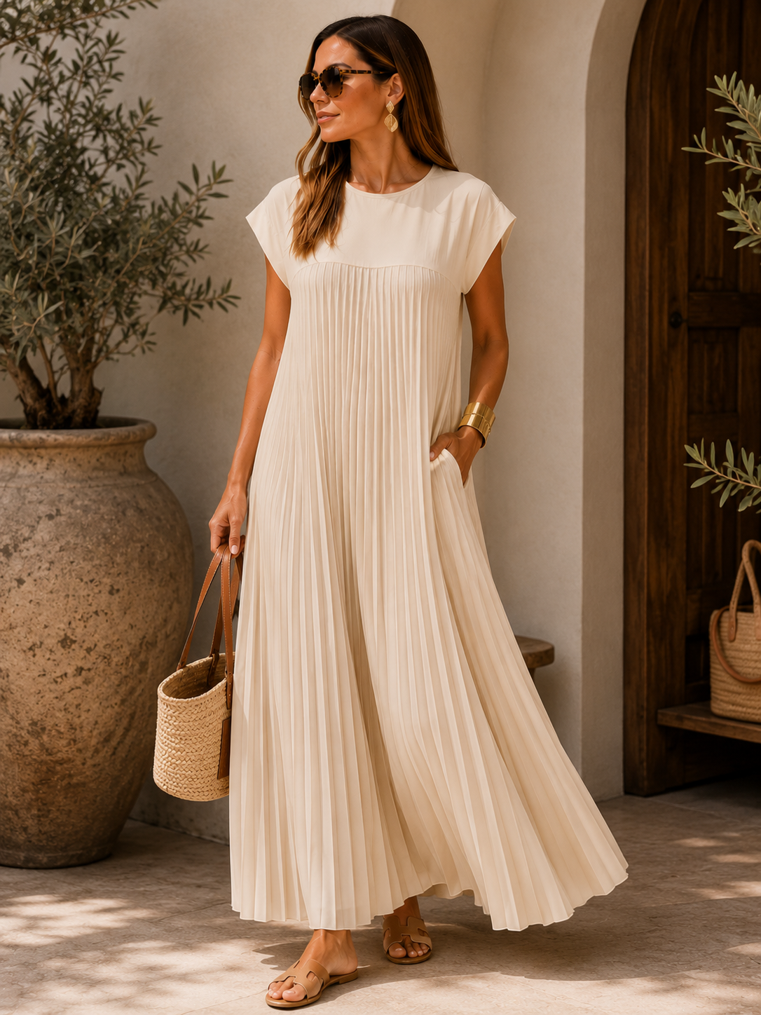 SJ Ivory Elroi Pleated Maxi Dress